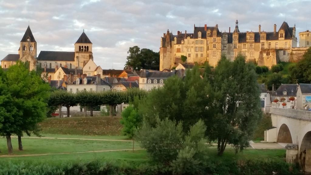 La Chaussee Des Ponts Noyers-sur-Cher Phòng bức ảnh